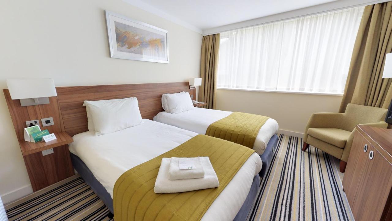 Holiday Inn Runcorn M56 Junction 12 By Ihg Eksteriør billede