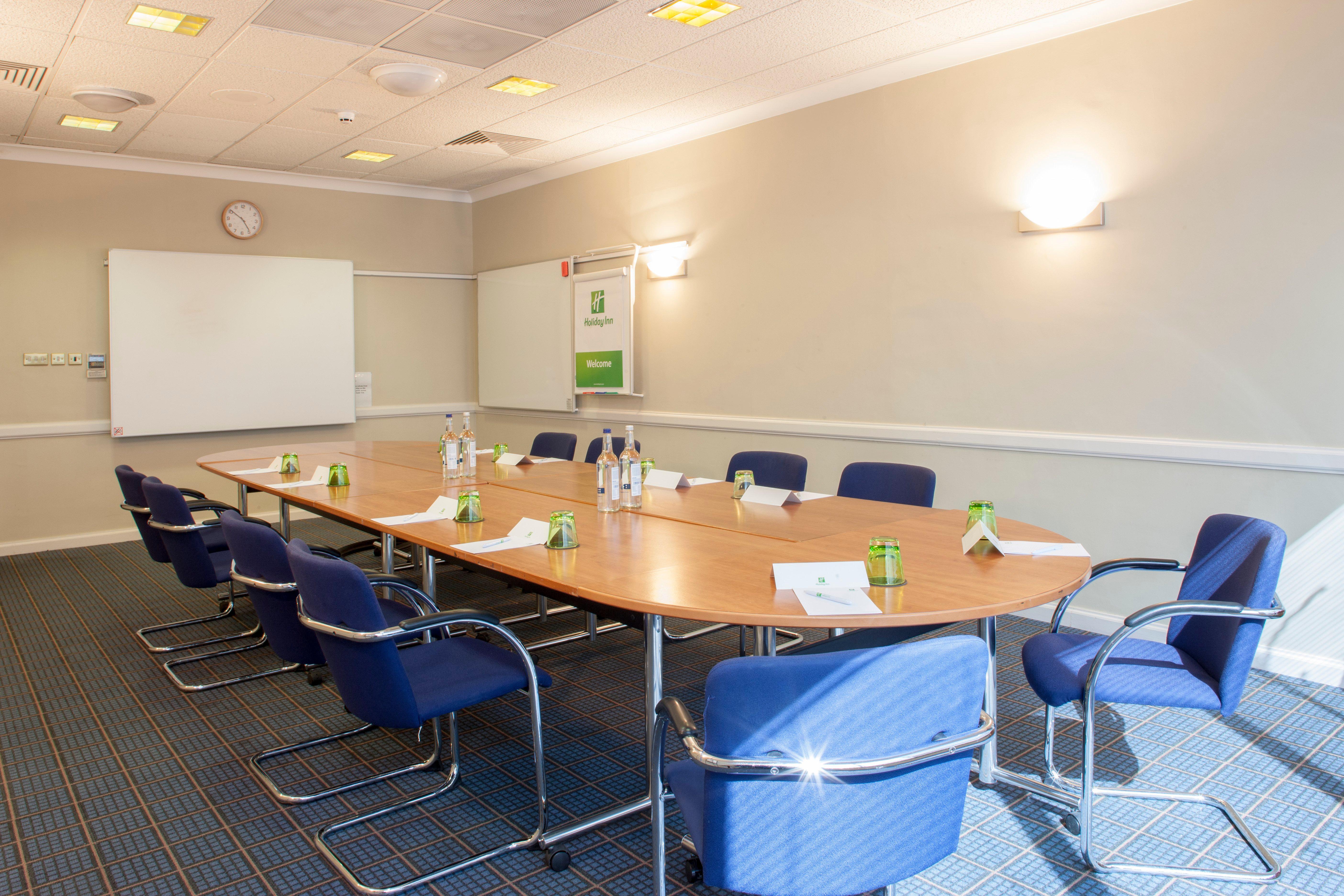 Holiday Inn Runcorn M56 Junction 12 By Ihg Eksteriør billede