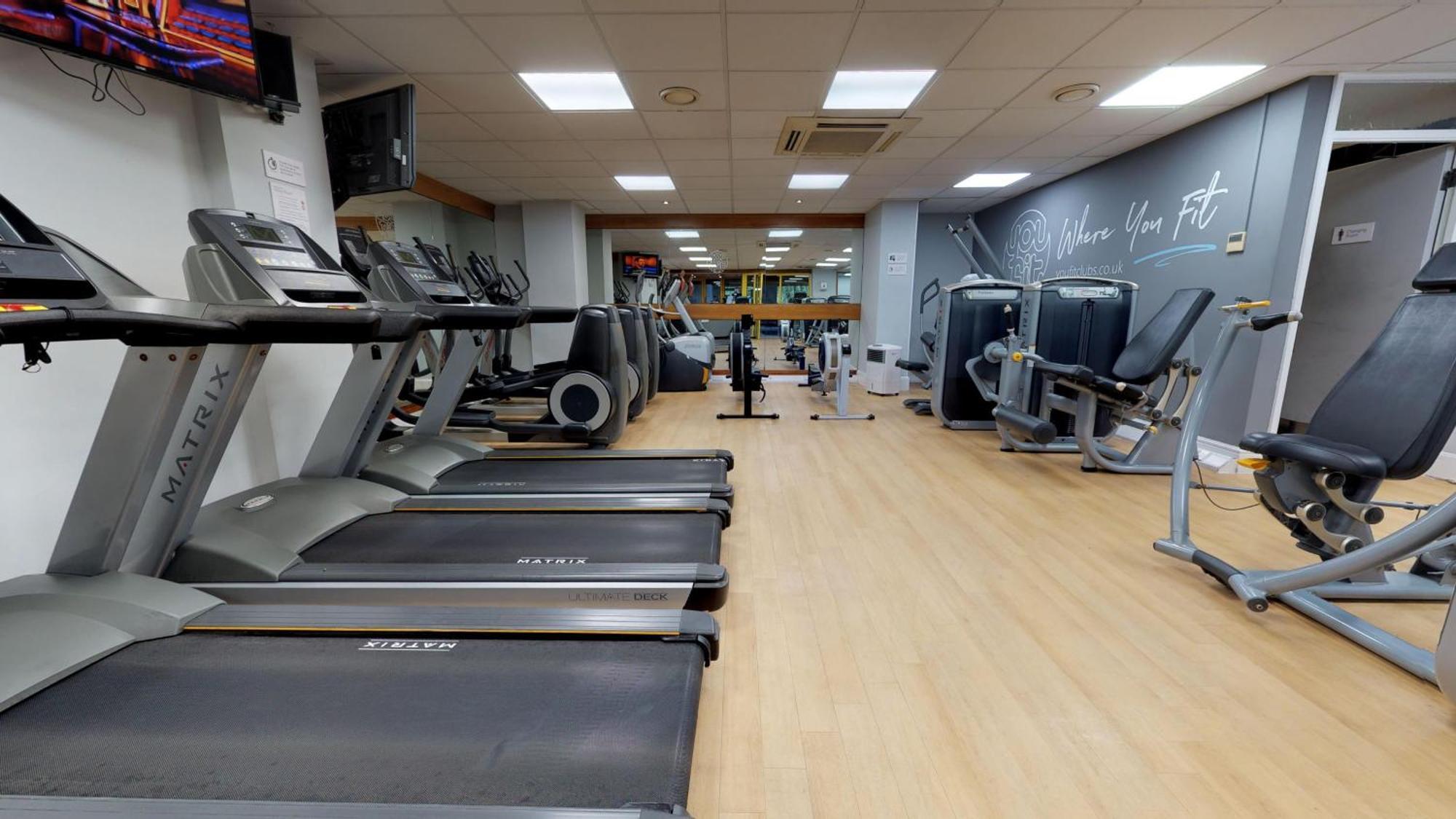 Holiday Inn Runcorn M56 Junction 12 By Ihg Eksteriør billede