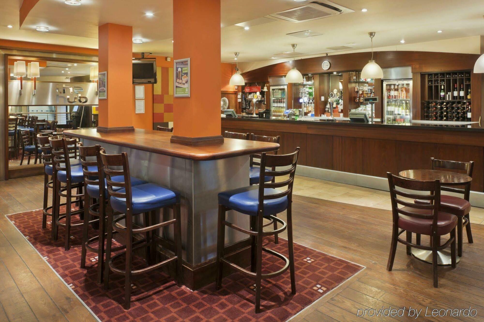 Holiday Inn Runcorn M56 Junction 12 By Ihg Eksteriør billede